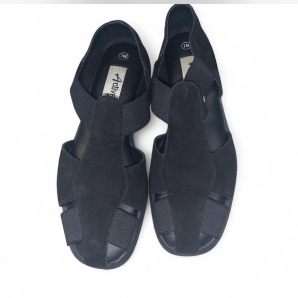 Active air Black womens fisherman strap Sandals leather suede size 7 like new - Picture 1 of 7